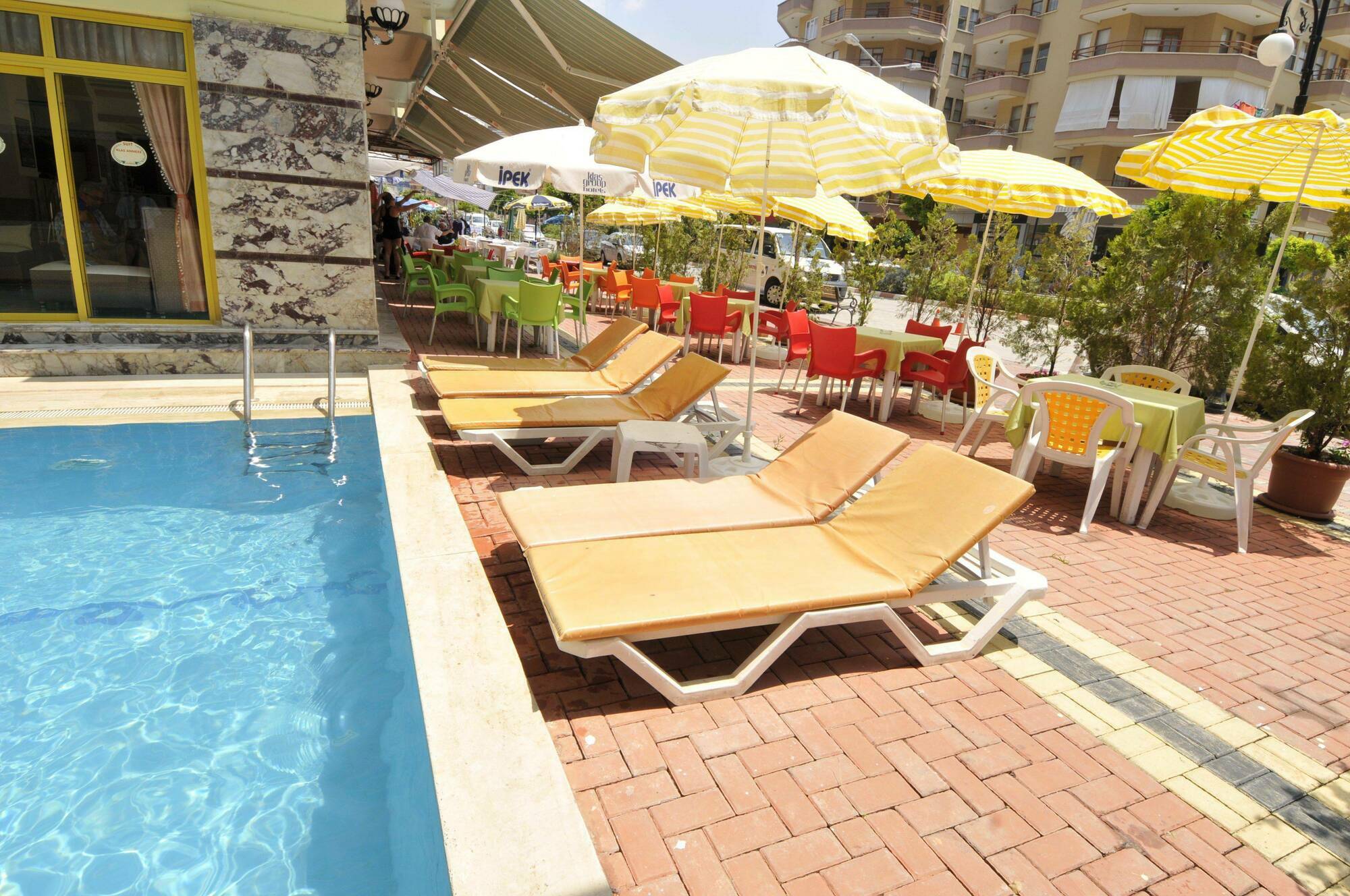 Klas Dom Hotel มาห์มุตลาร์ ภายนอก รูปภาพ