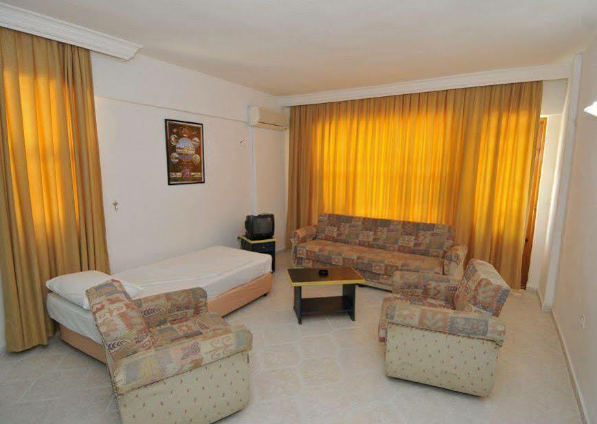 Klas Dom Hotel มาห์มุตลาร์ ภายนอก รูปภาพ